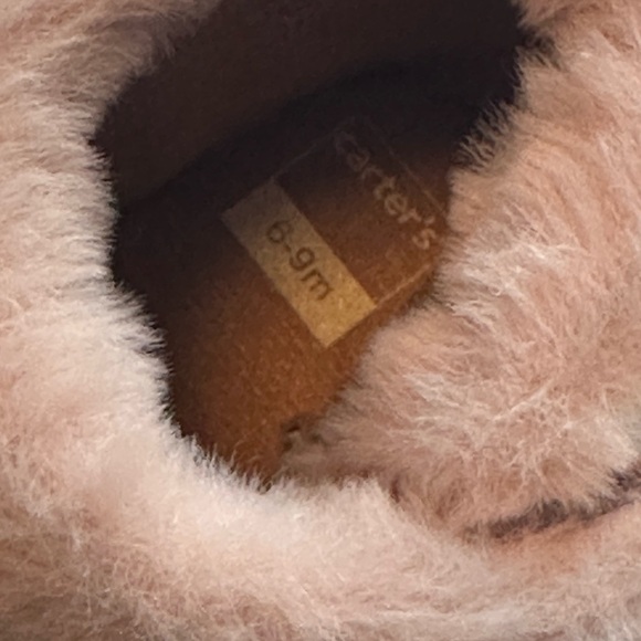 Cozy Pink Faux Fur Baby Boots Carters sz 6-9 mos Blush color - Picture 3 of 6